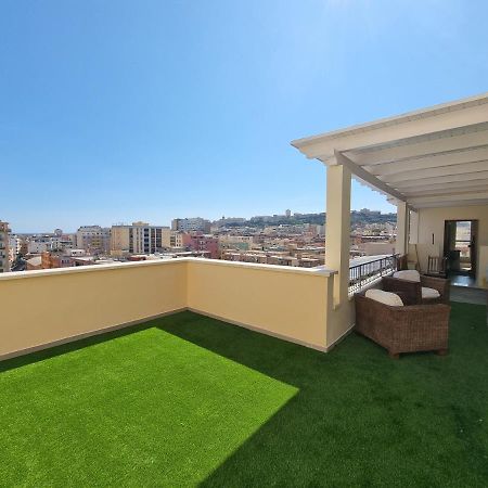 Attico Panoramico Cagliari Apartment Luaran gambar